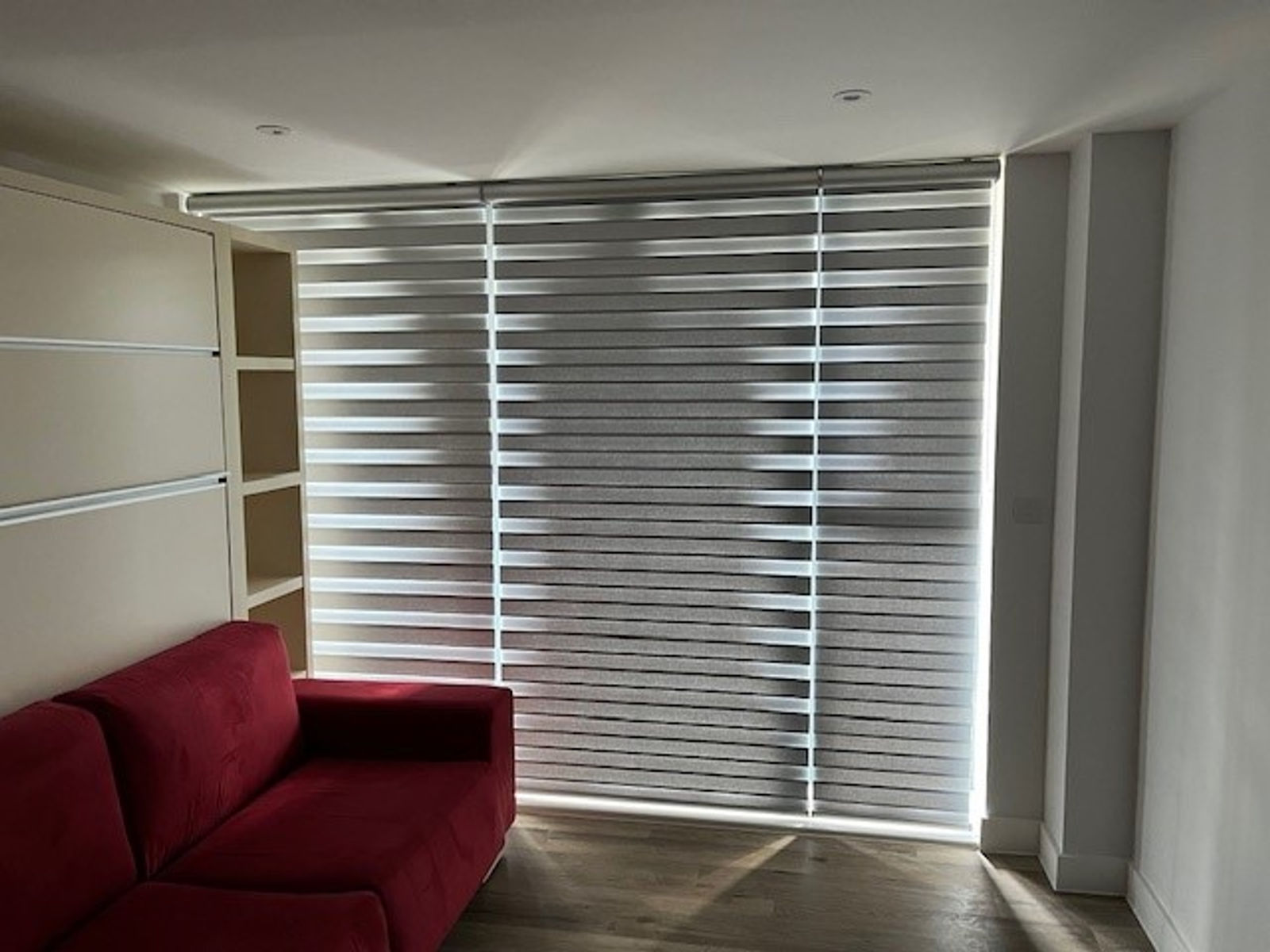 Day and night blind in a living room